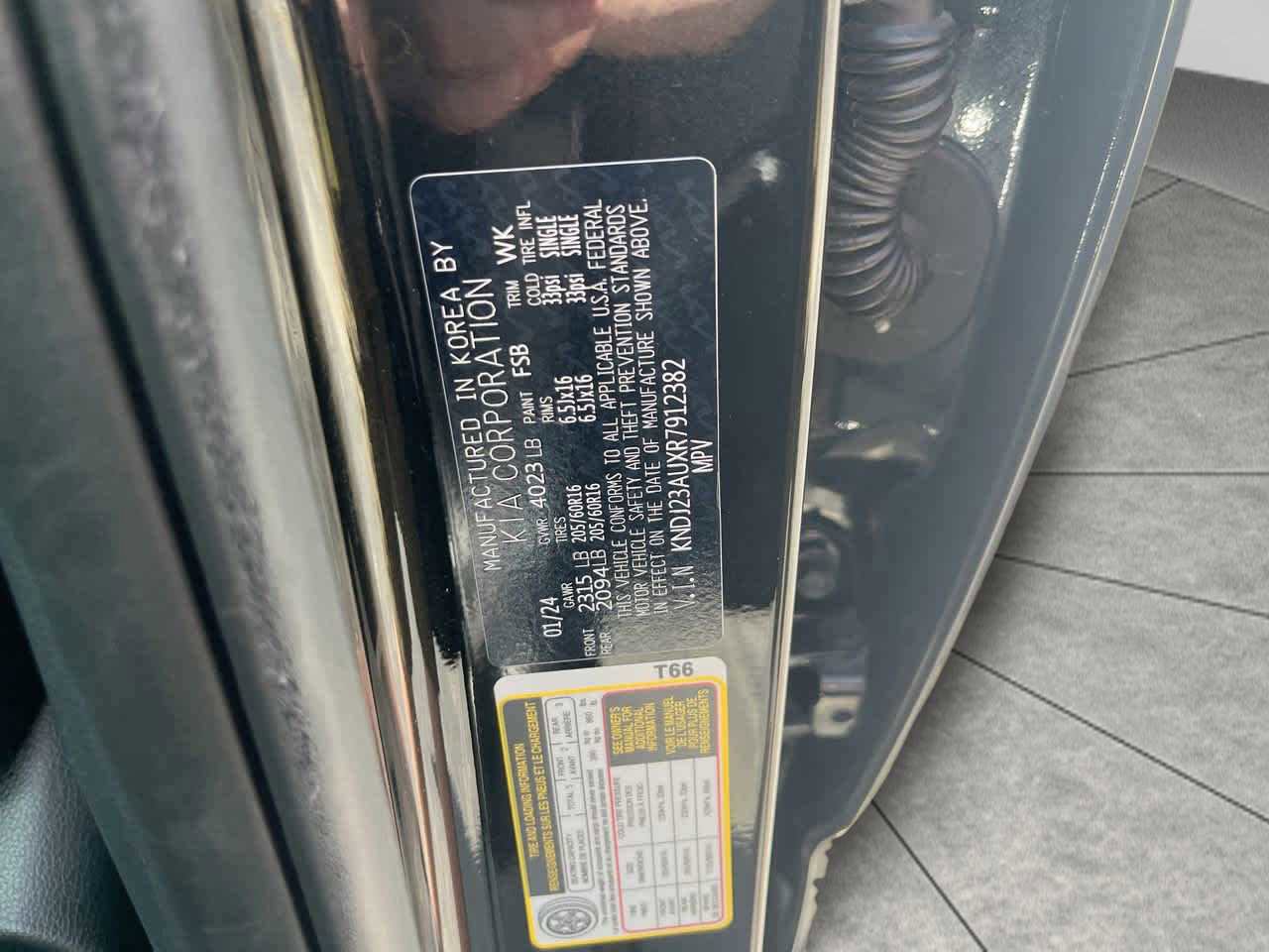 Used 2024 Kia Soul LX w/ LX Technology Package image 25