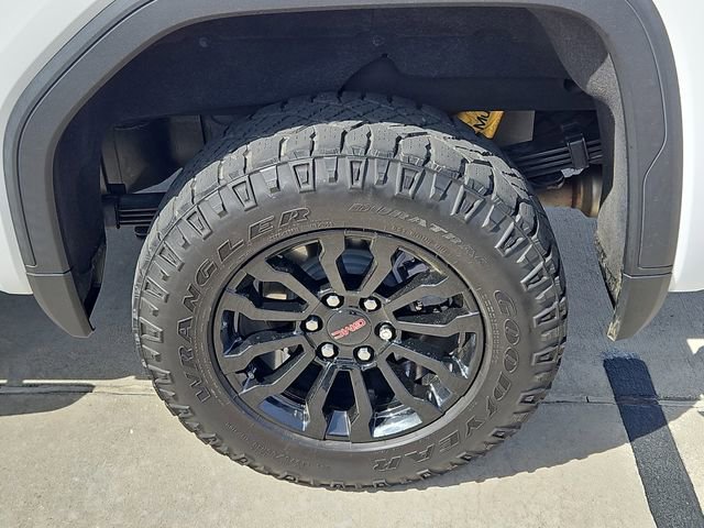 Used 2022 GMC Sierra 1500 AT4X image 14