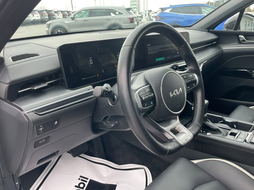 Certified 2025 Kia K5 GT-Line image 9