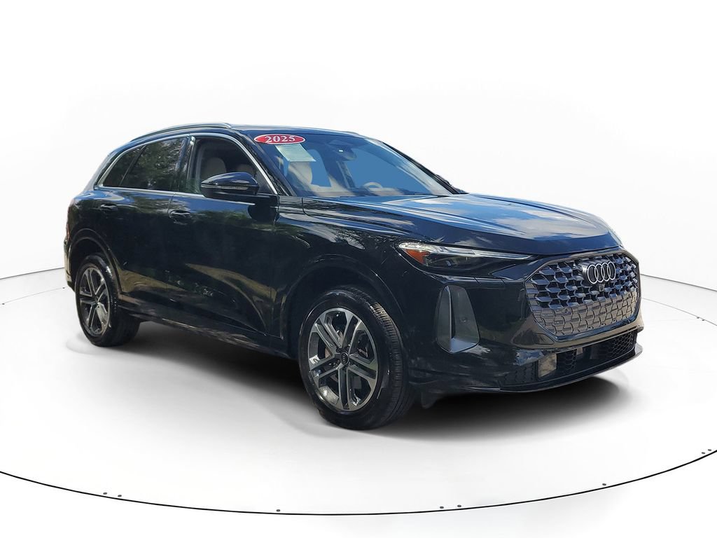 Certified 2025 Audi Q5 Premium Plus w/ Premium Plus