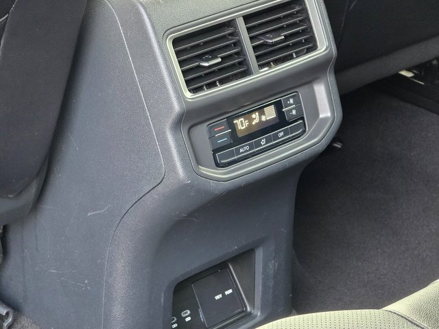 Used 2024 Volkswagen Atlas SE image 19