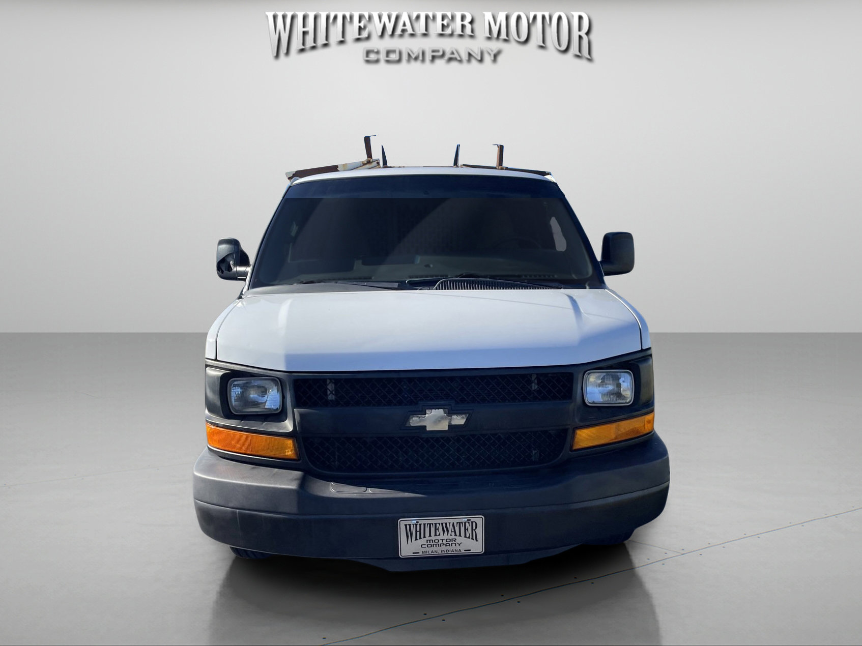 Used 2017 Chevrolet Express 2500 image 8