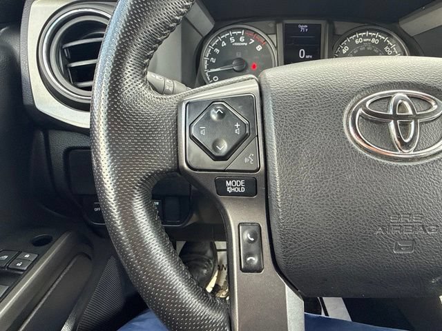 Certified 2022 Toyota Tacoma TRD Sport AWD/4WD image 17
