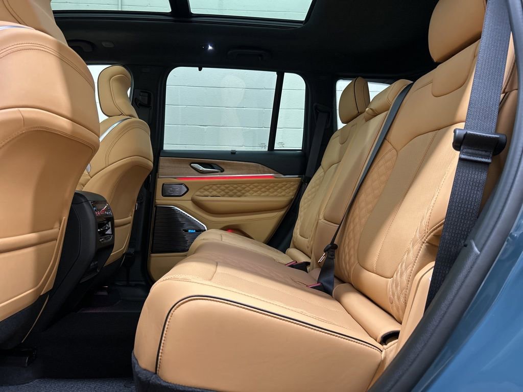 New 2026 Jeep Grand Cherokee Summit w/ Adv Protech Group IV image 8