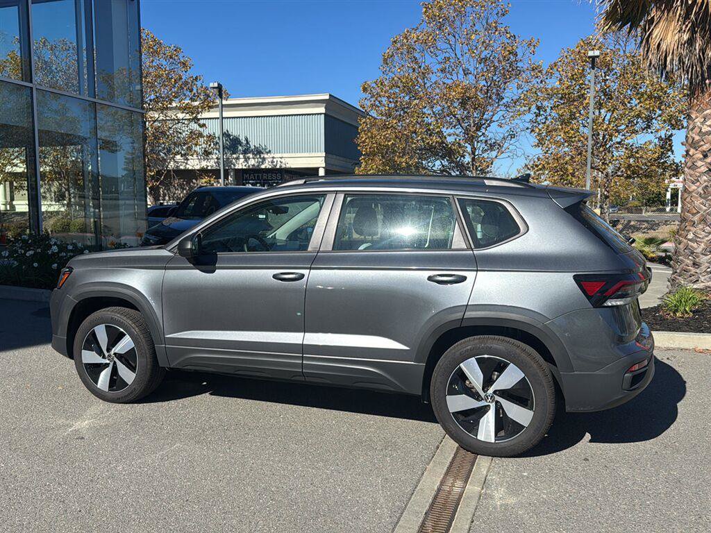 Used 2026 Volkswagen Taos S AWD/4WD image 9