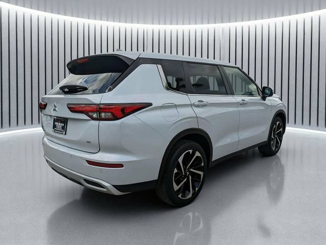 Used 2024 Mitsubishi Outlander SE FWD image 4