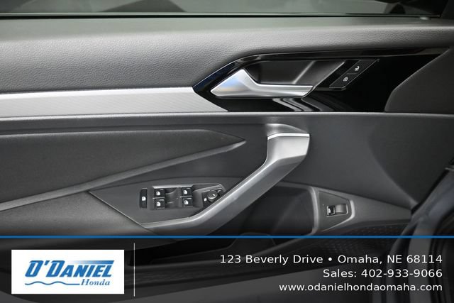 Used 2019 Volkswagen Jetta R-Line FWD image 24