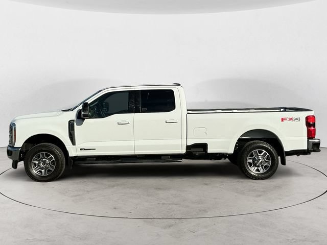 Used 2025 Ford F350 Lariat w/ FX4 Off-Road Package AWD/4WD image 2