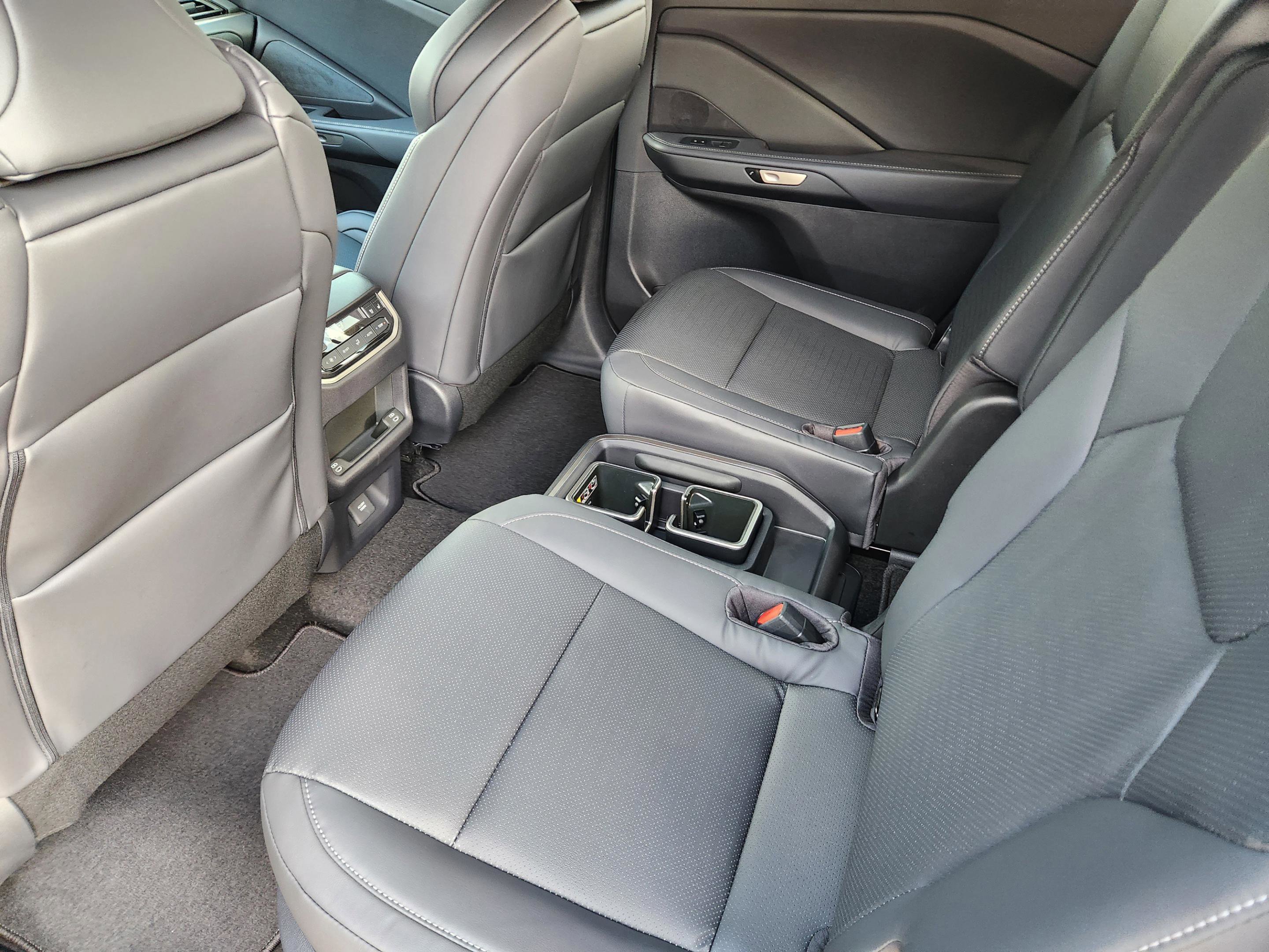New 2026 Lexus TX 500h AWD image 18