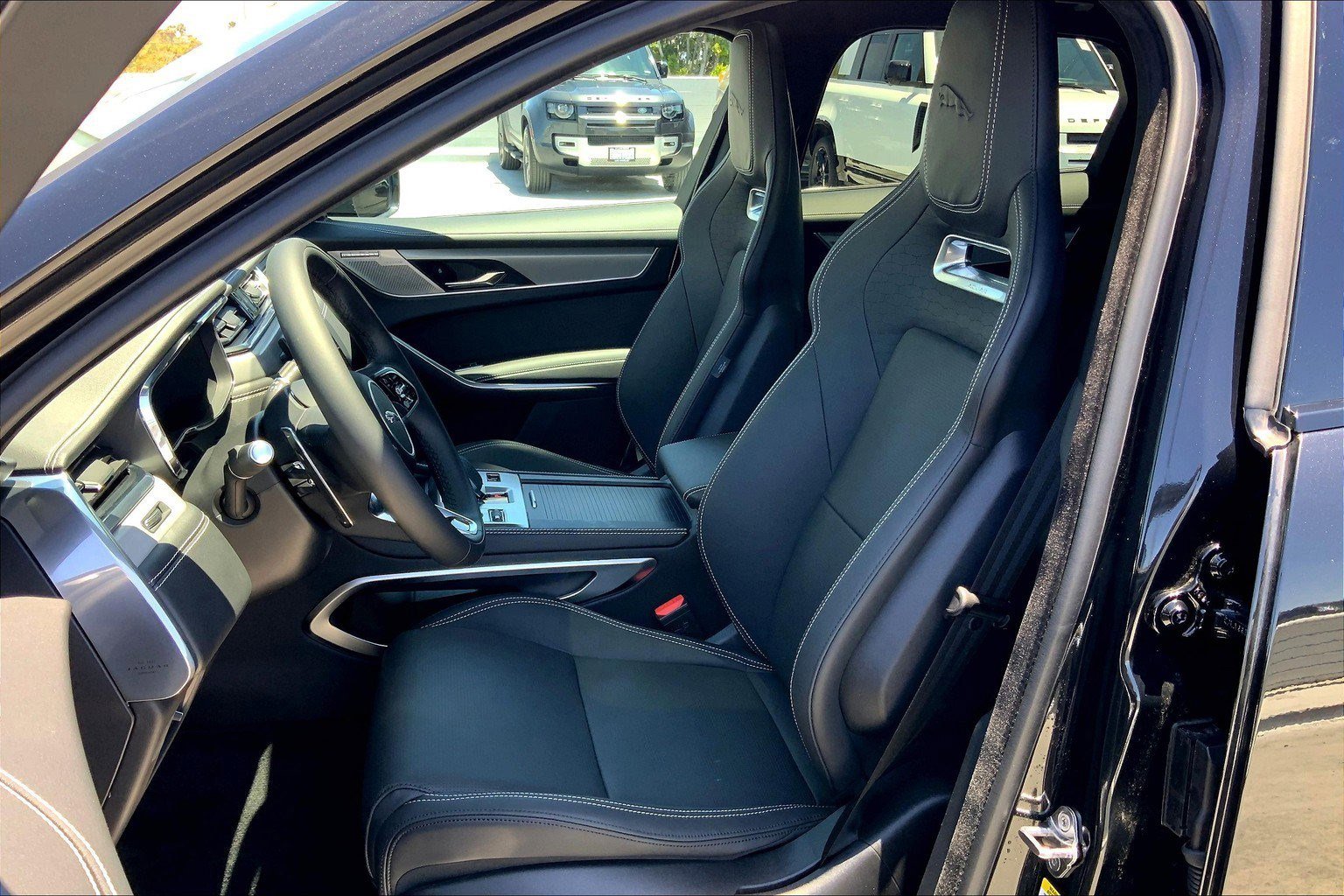 New 2026 Jaguar F-PACE R-Dynamic S image 5