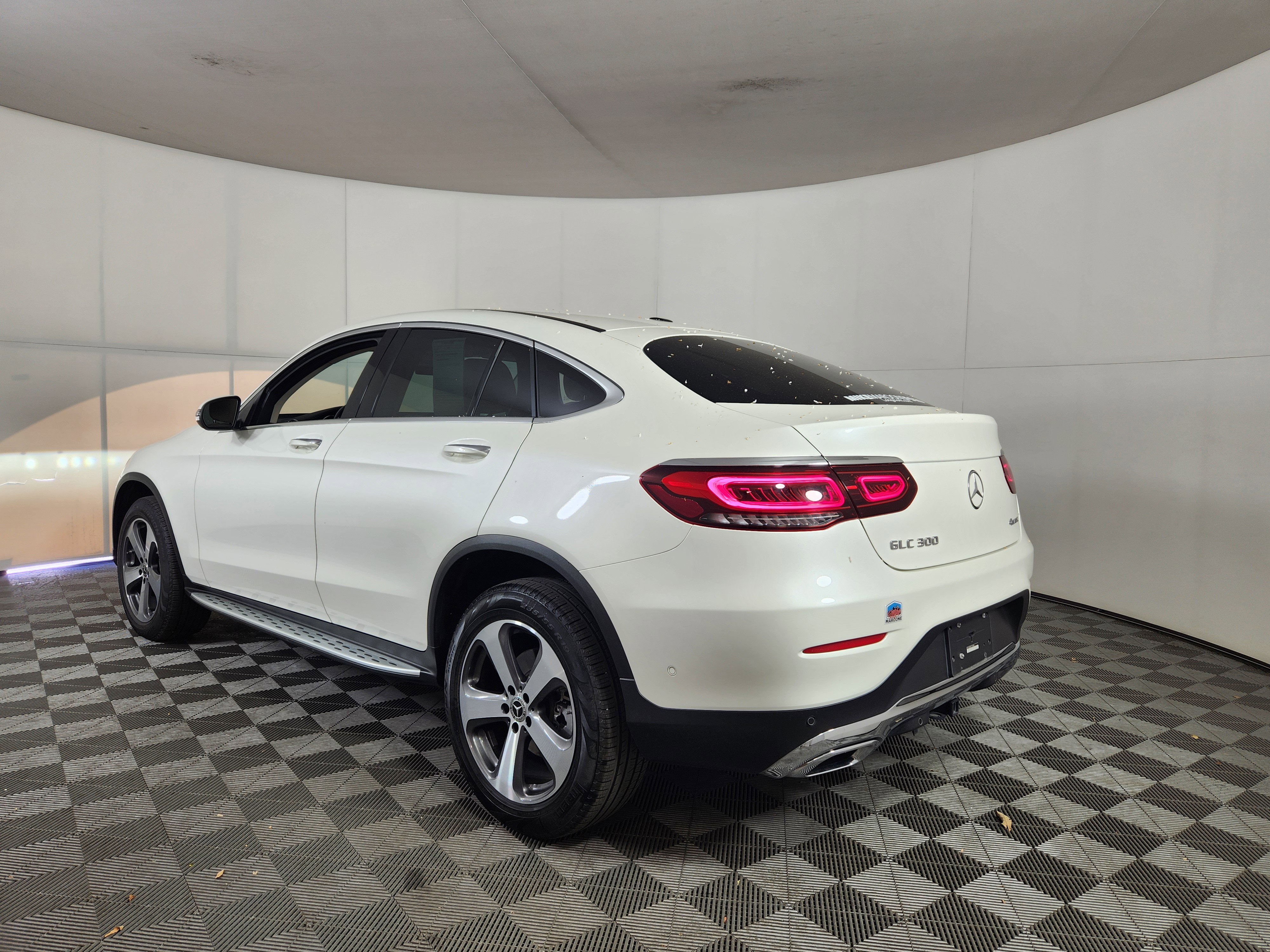Used 2020 Mercedes-Benz GLC 300 4MATIC Coupe image 5