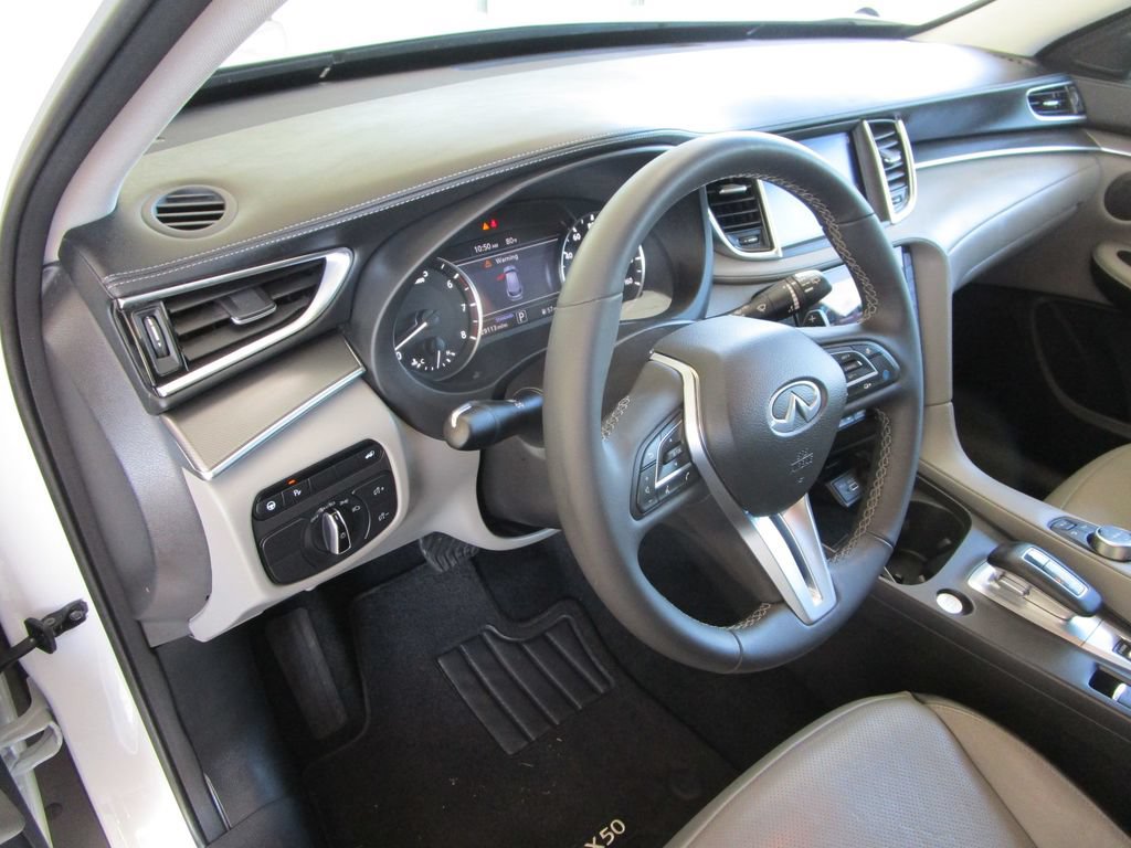 Used 2023 INFINITI QX50 Luxe w/ Cargo Package FWD image 27