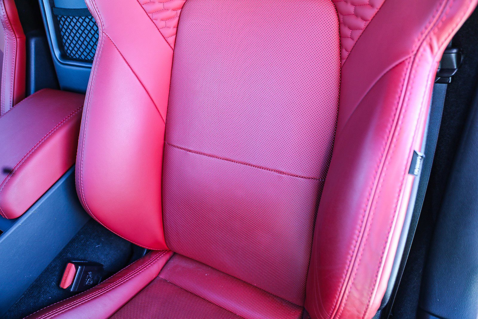 Used 2024 Jaguar F-TYPE R-Dynamic image 23