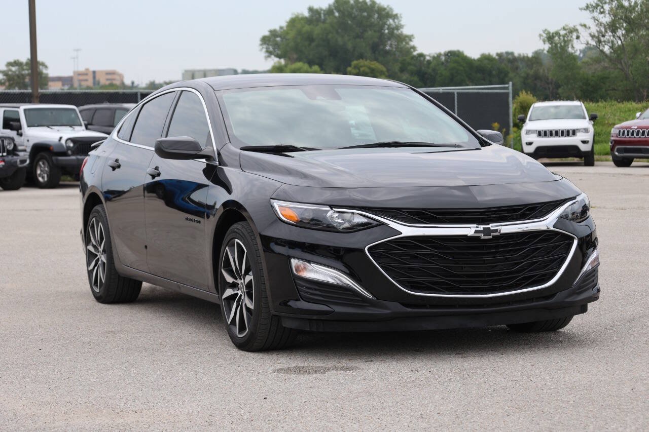 Used 2024 Chevrolet Malibu RS FWD image 4