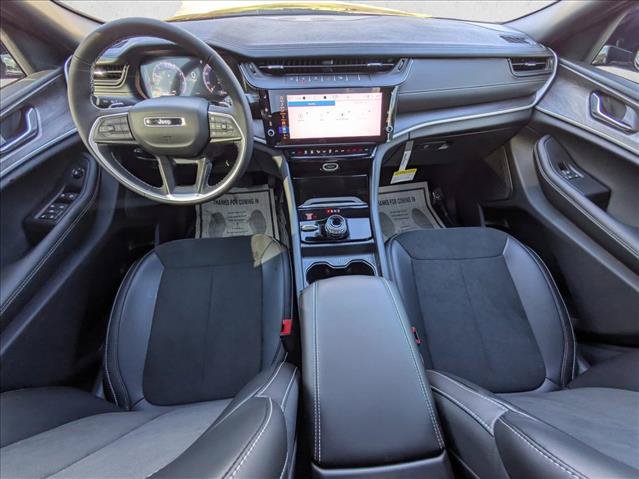 New 2026 Jeep Grand Cherokee Altitude AWD/4WD image 3