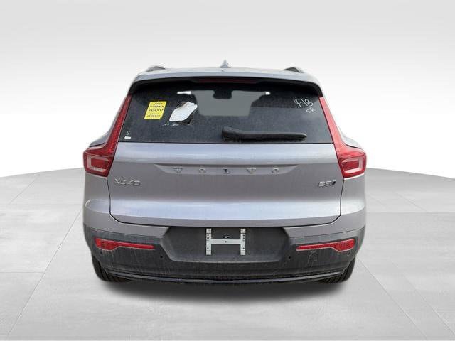 Used 2026 Volvo XC40 B5 Plus AWD/4WD image 5