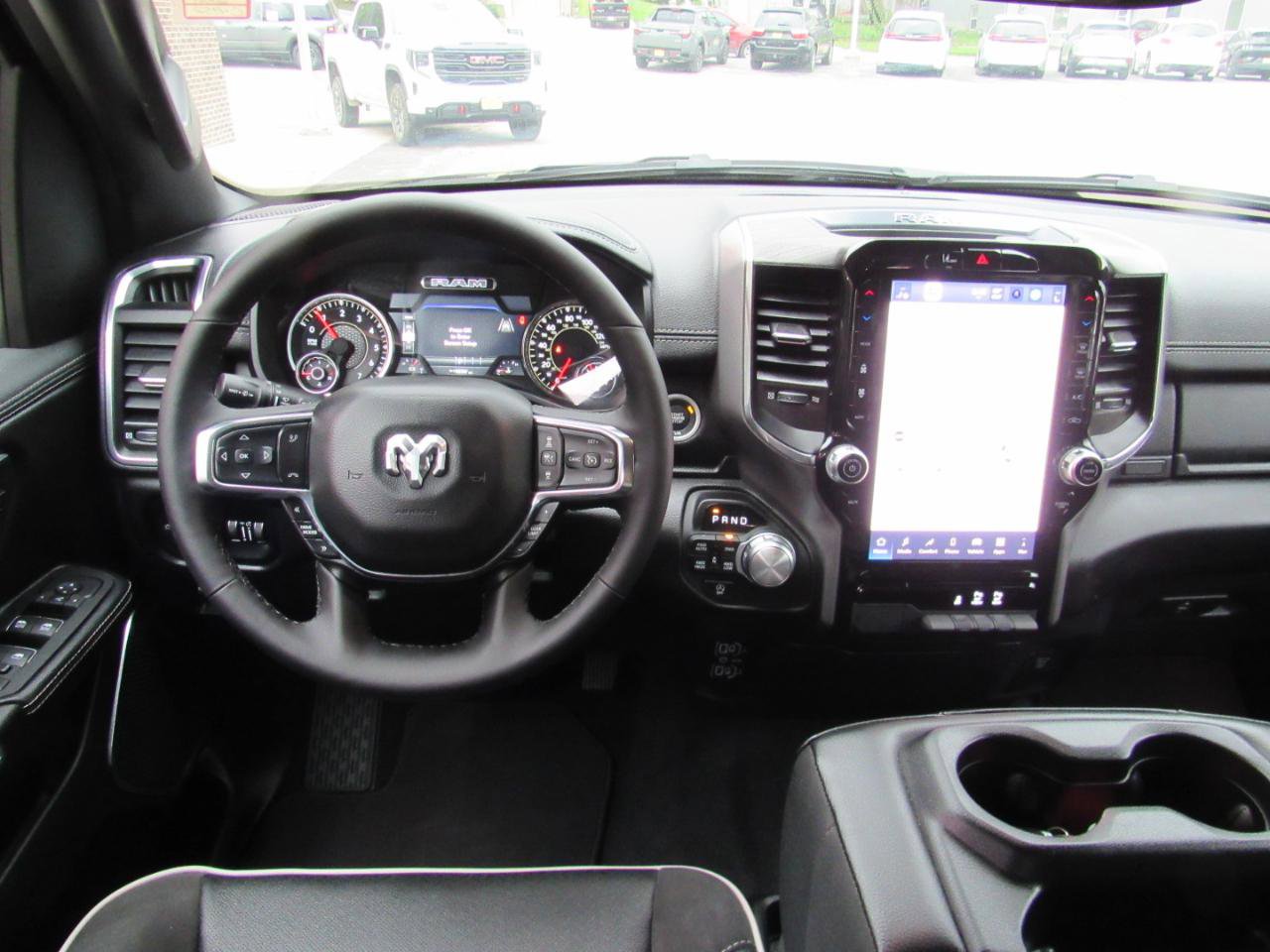Used 2025 RAM 1500 Laramie AWD/4WD image 5