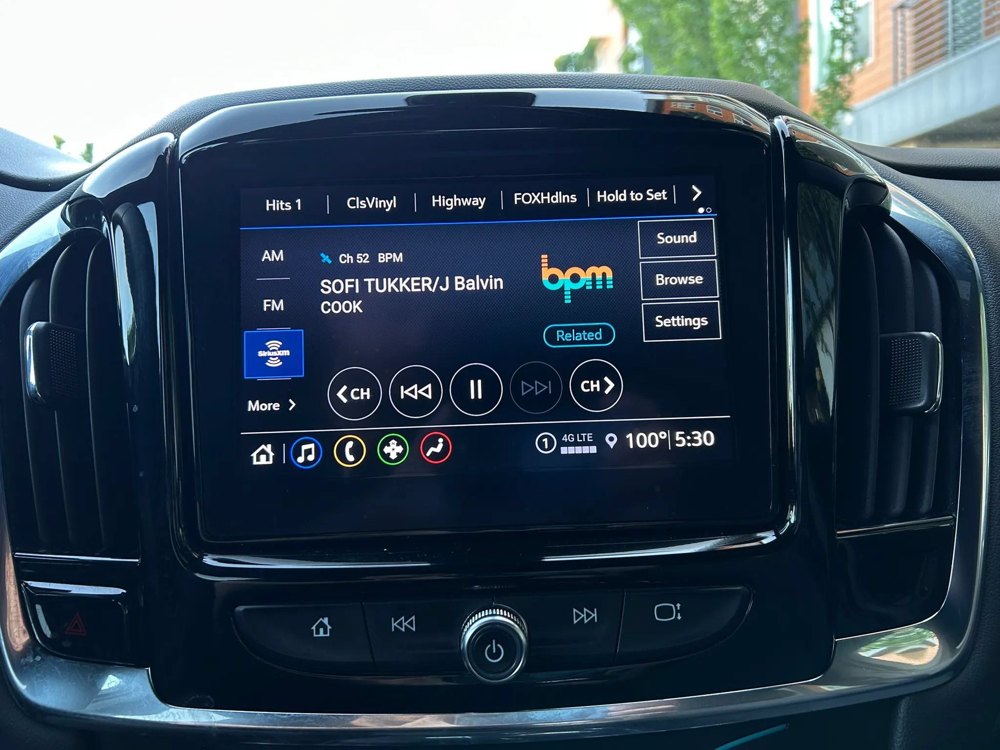 Used 2023 Chevrolet Traverse LT w/ LPO, Cargo Package AWD/4WD image 22