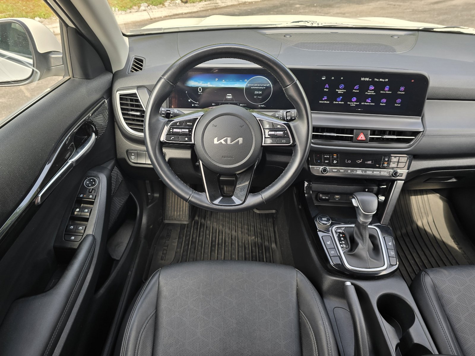 Used 2024 Kia Seltos EX FWD image 13