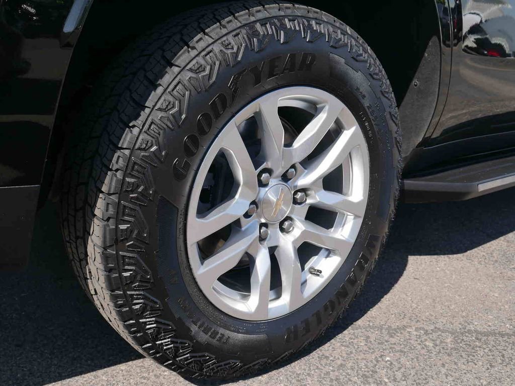 Used 2022 Chevrolet Tahoe LS image 16