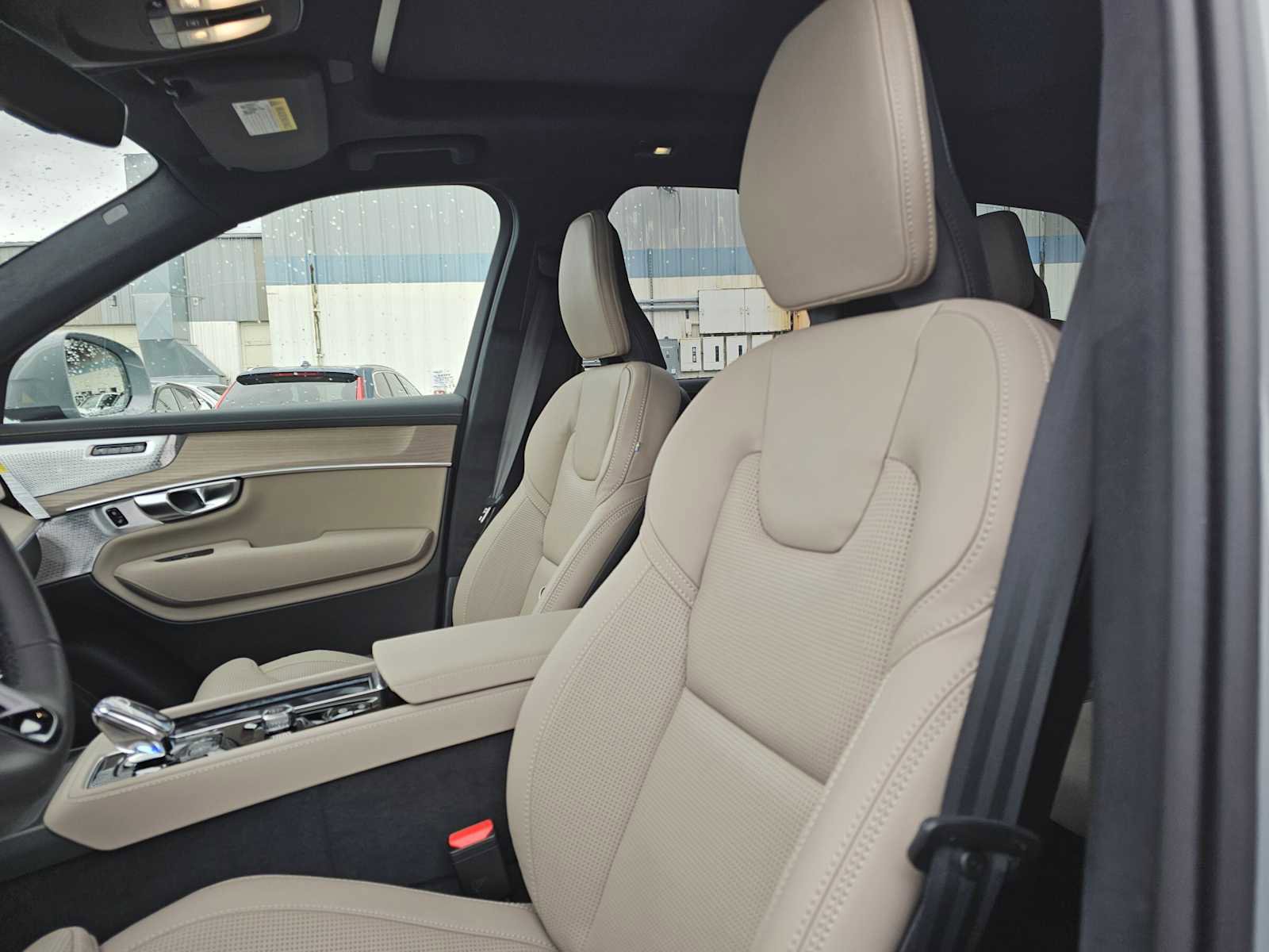New 2026 Volvo XC90 T8 Ultra w/ Lounge Package image 25