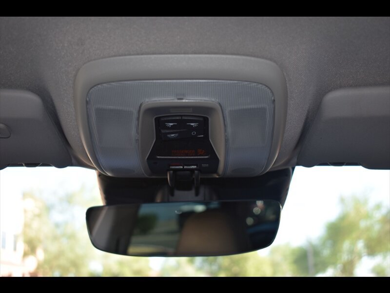 Used 2016 Volvo XC60 T5 Platinum FWD image 31