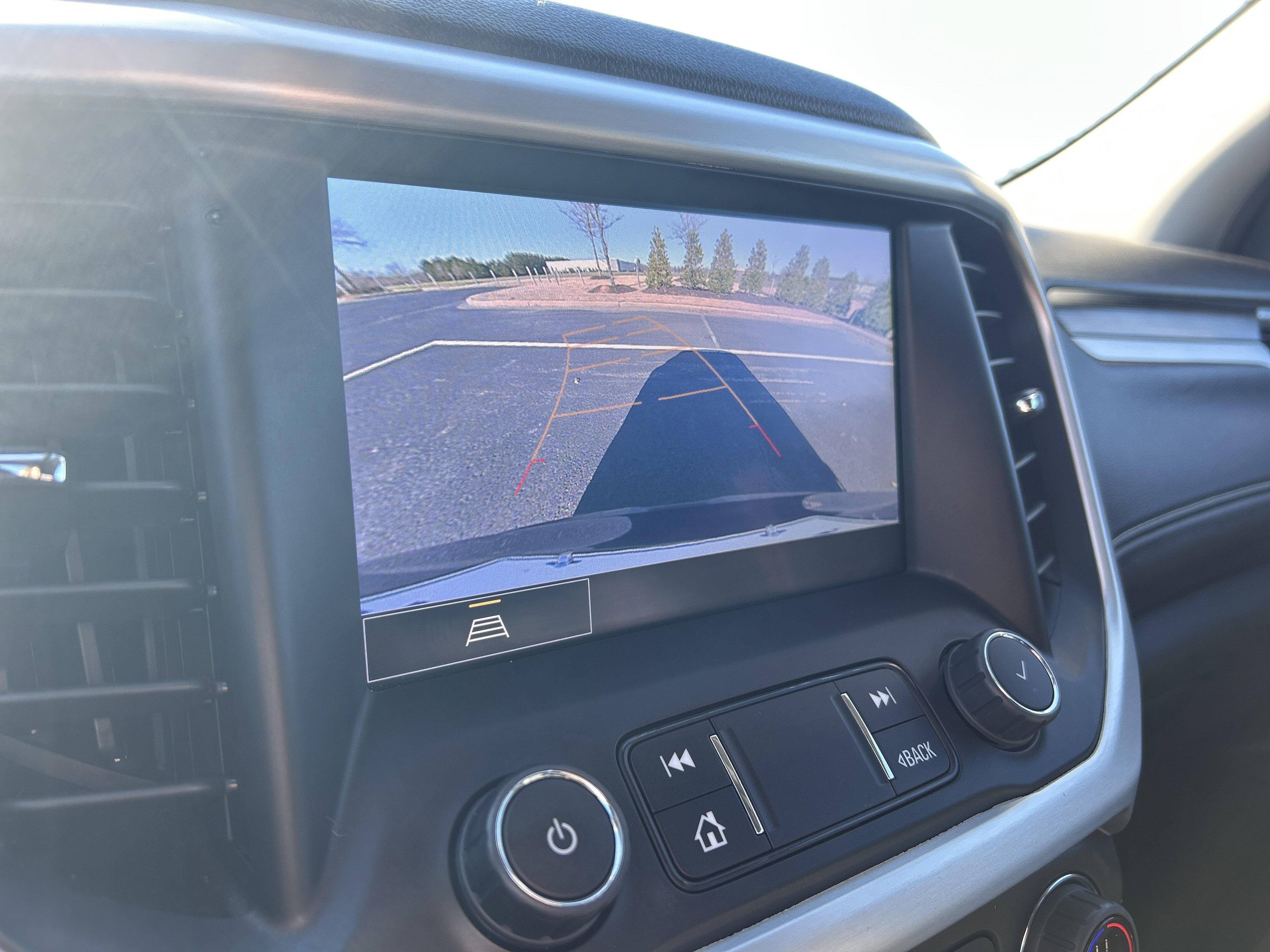 Used 2023 GMC Acadia SLT image 9