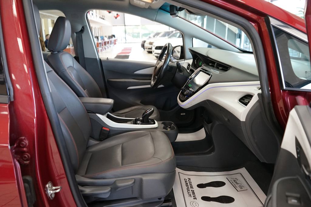 Used 2018 Chevrolet Bolt Premier w/ Driver Confidence II Package FWD image 44