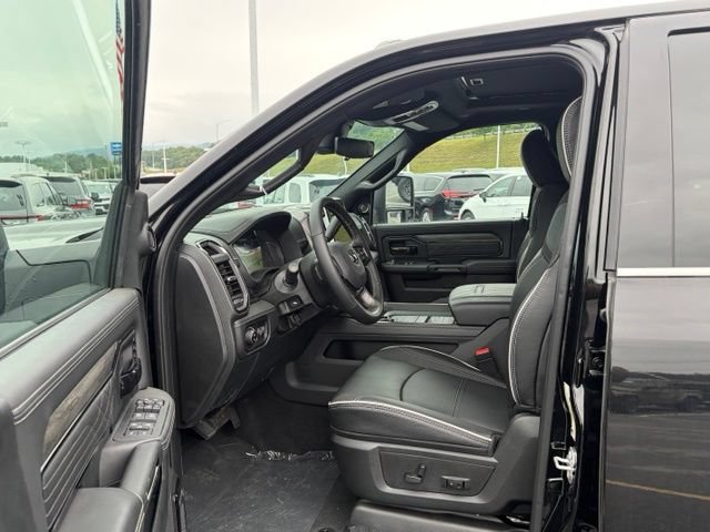 New 2026 RAM 3500 Limited AWD/4WD image 15