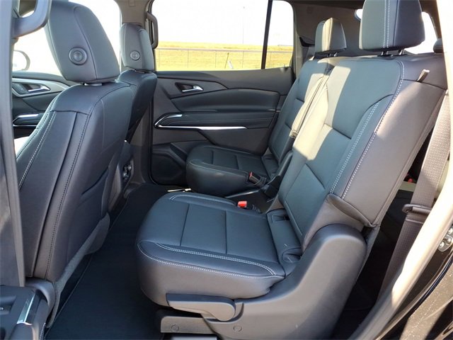 New 2026 Chevrolet Traverse LT w/ Sun and Wheel Package image 25