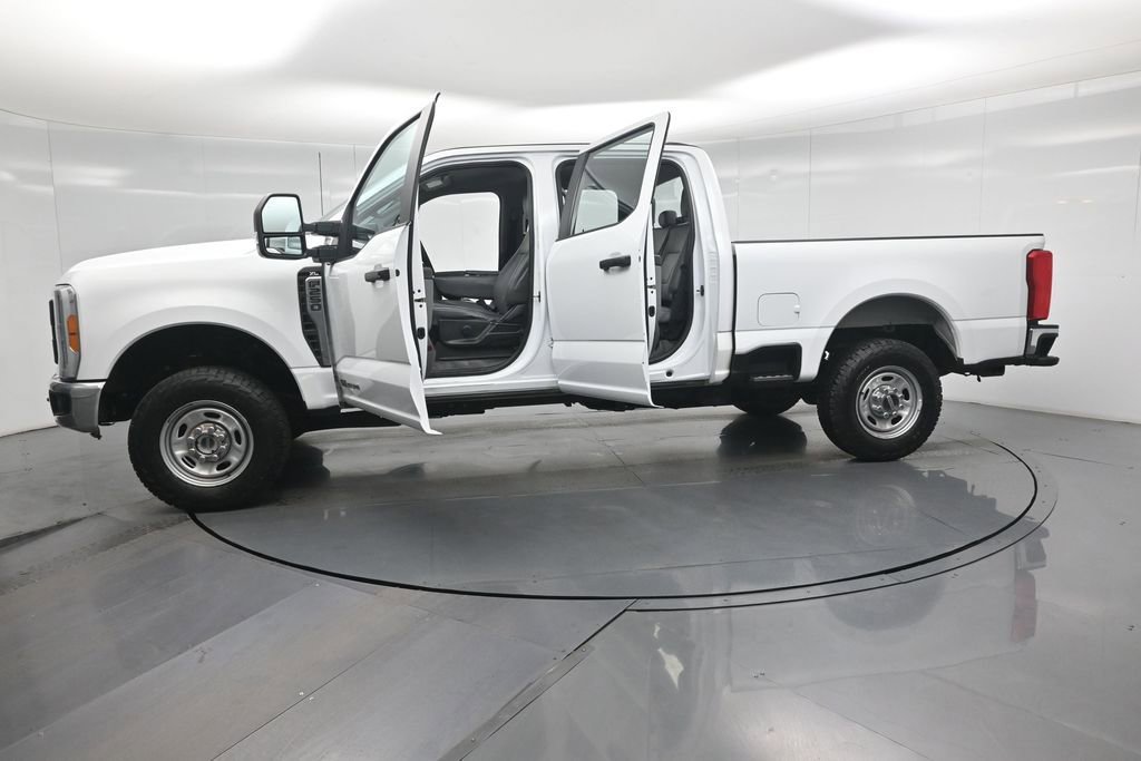 Certified 2023 Ford F250 XL w/ FX4 Off-Road Package AWD/4WD image 37