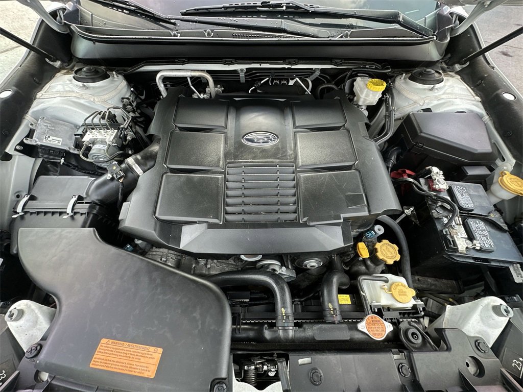 Used 2019 Subaru Outback 3.6R Touring image 26