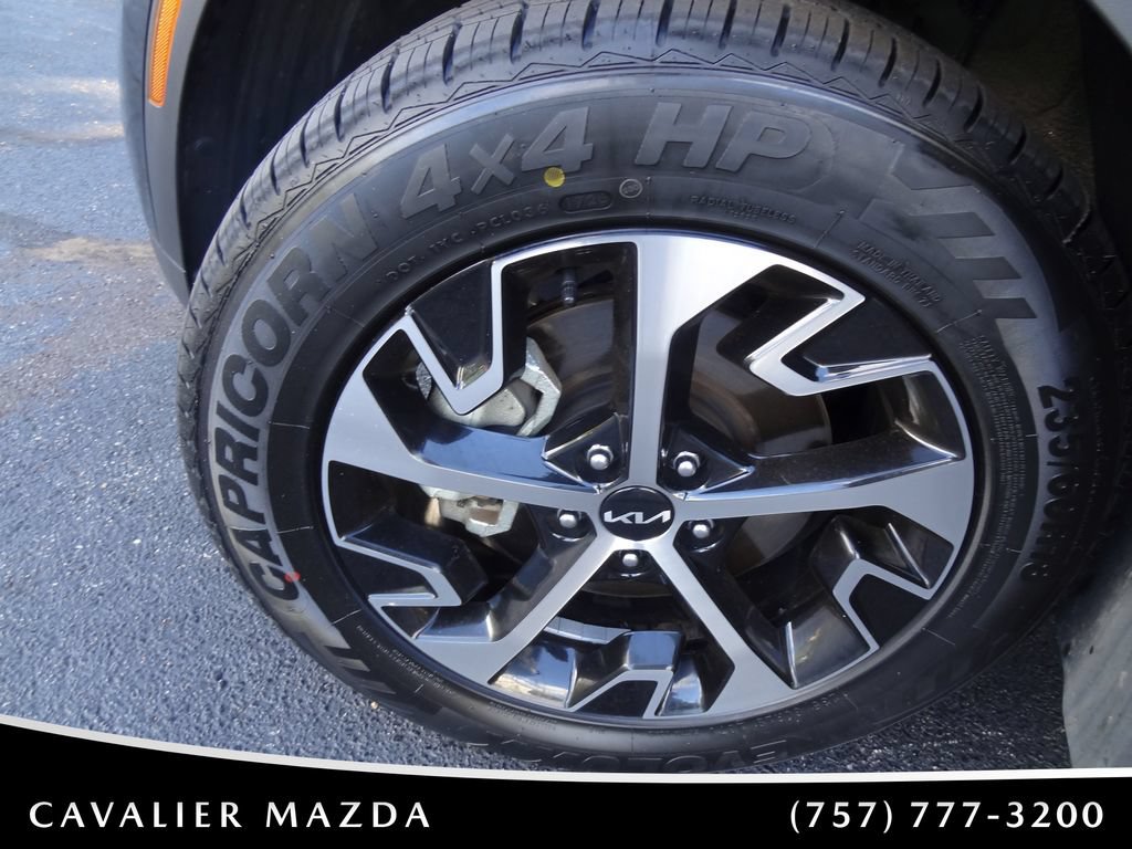 Used 2025 Kia Sportage EX AWD/4WD image 47