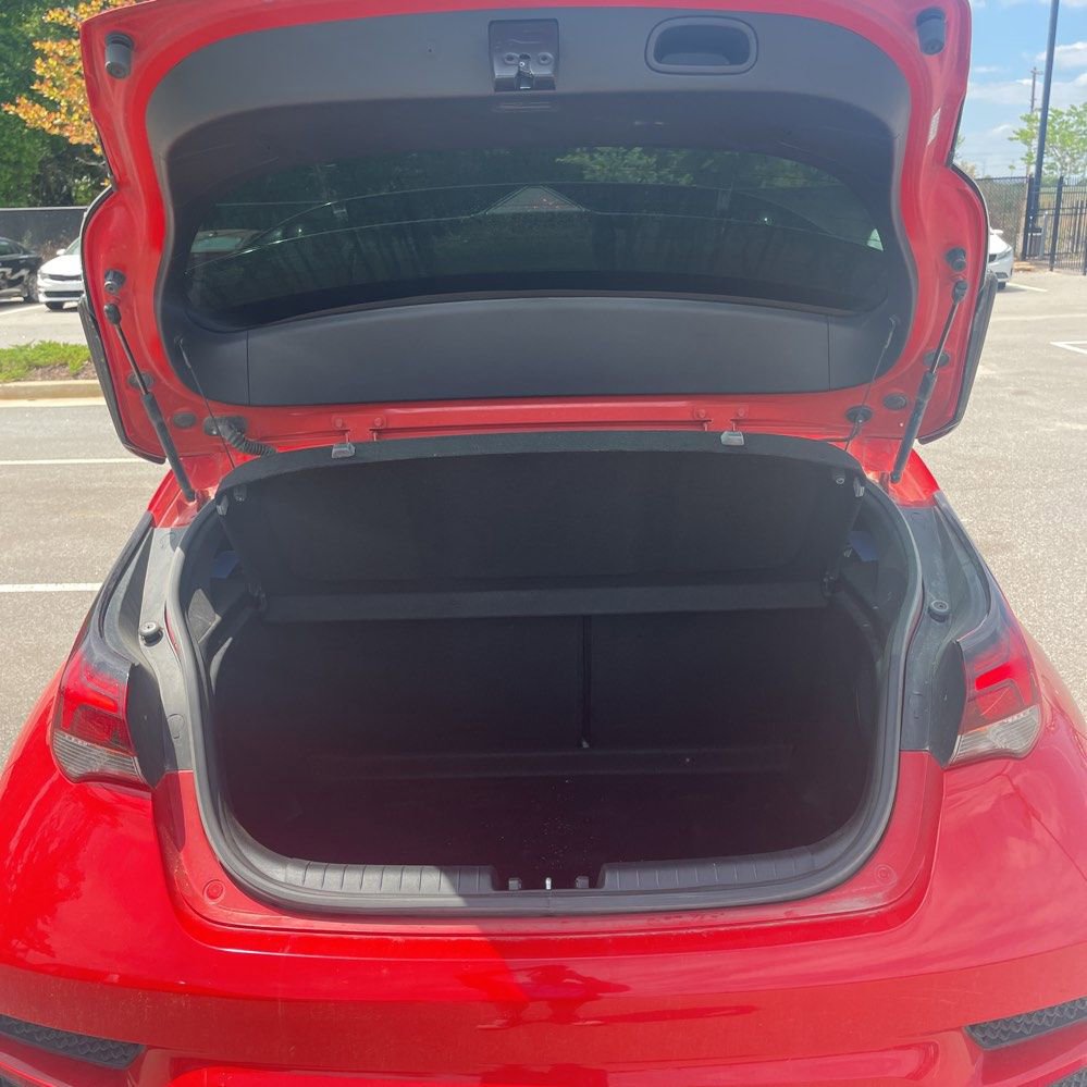 Used 2020 Hyundai Veloster N image 9