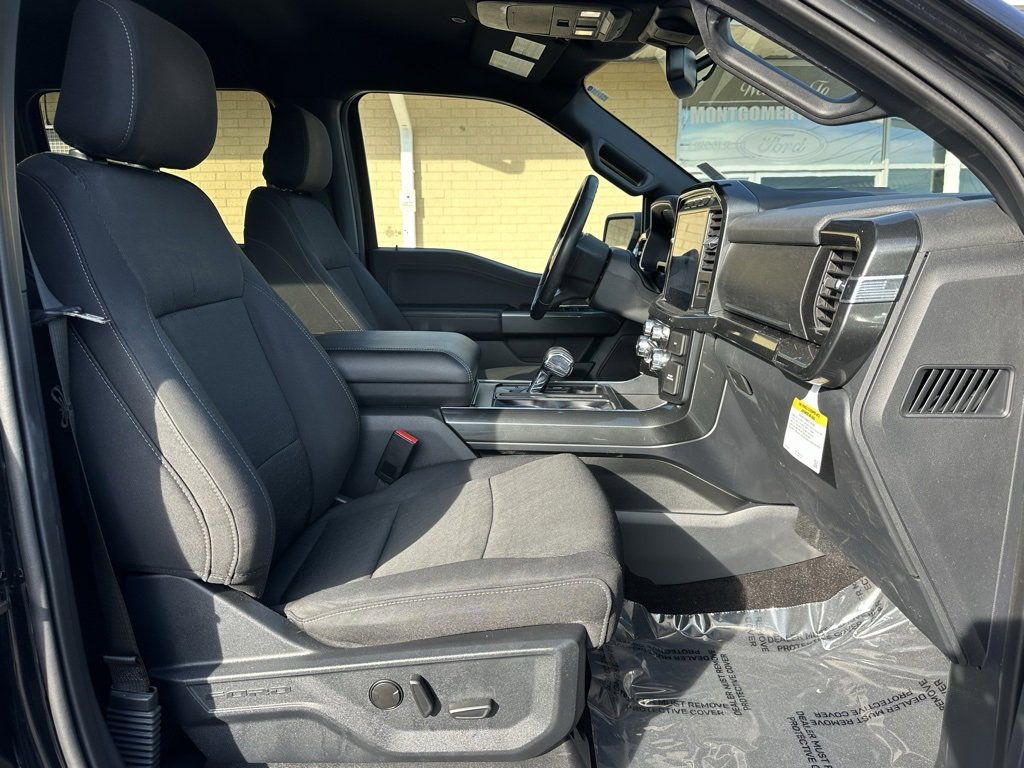 Used 2022 Ford F150 XLT w/ Equipment Group 302A High image 17