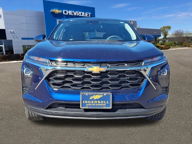 Used 2024 Chevrolet Trax LS w/ LS Convenience Package FWD image 24