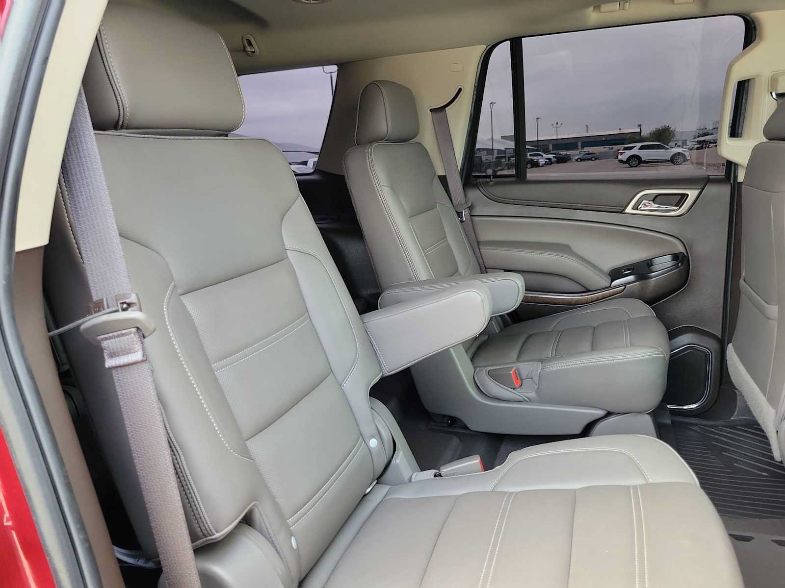 Used 2019 GMC Yukon Denali RWD image 17