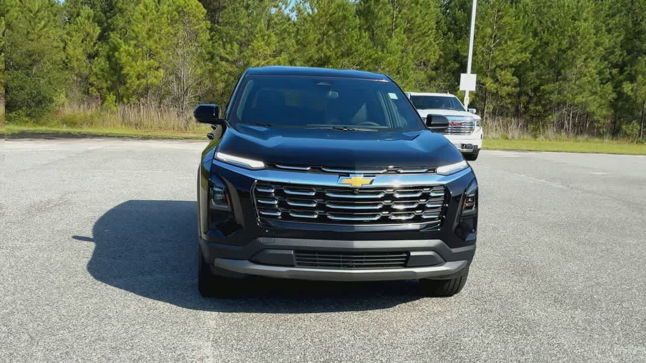 New 2027 Chevrolet Equinox LT w/ Convenience Package II FWD image 3