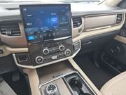 Used 2022 Ford Expedition Limited image 13