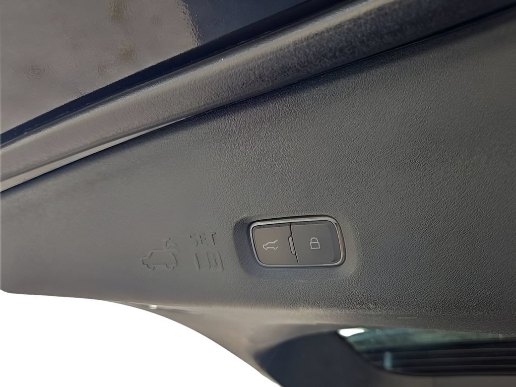 Used 2025 Ford Expedition Active AWD/4WD image 23
