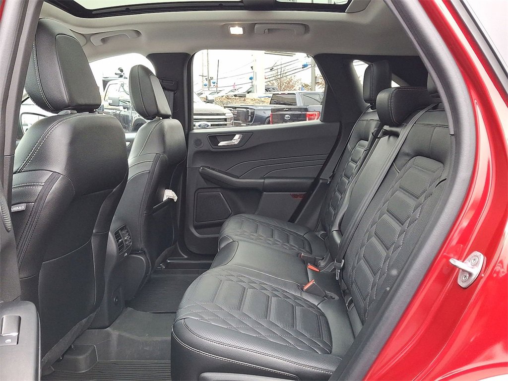 Used 2023 Ford Escape Platinum w/ Premium Technology Package image 20