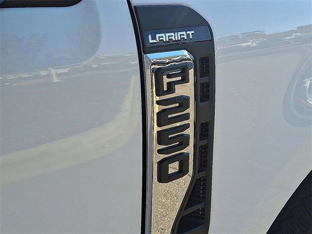 New 2026 Ford F250 Lariat w/ Lariat Ultimate Package image 5