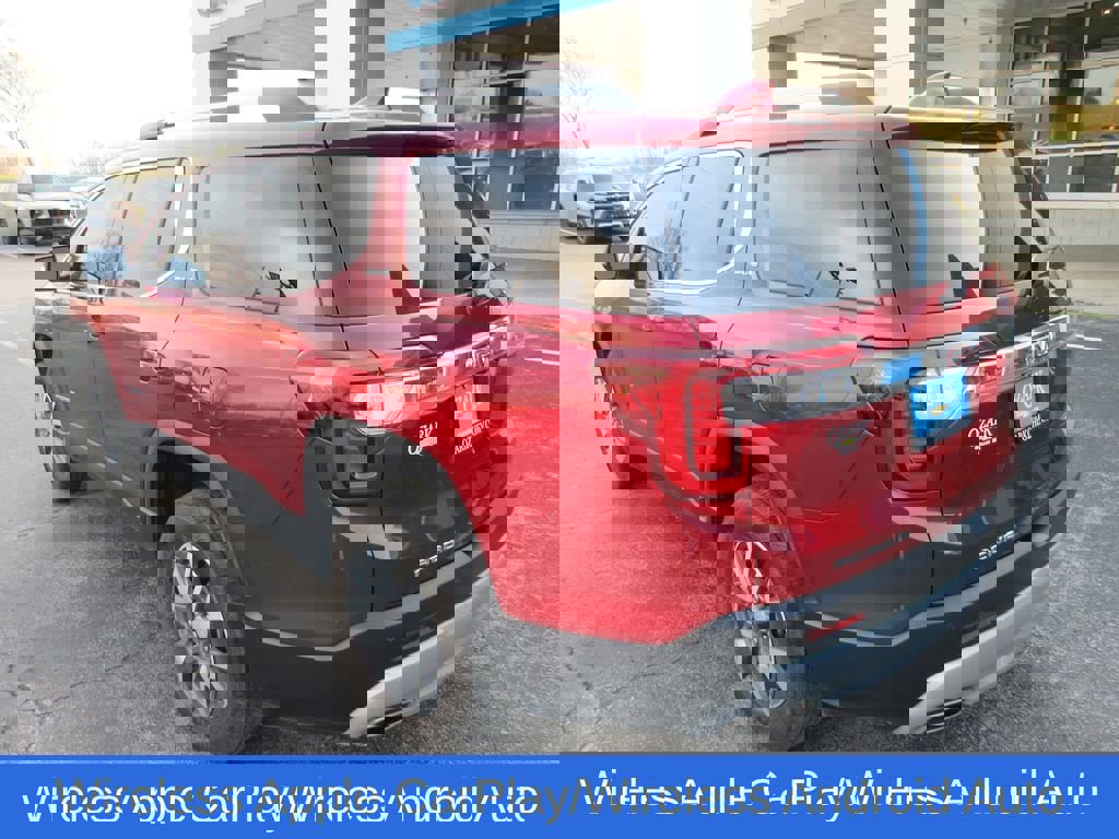 Certified 2023 GMC Acadia SLE w/ Driver Convenience Package image 3