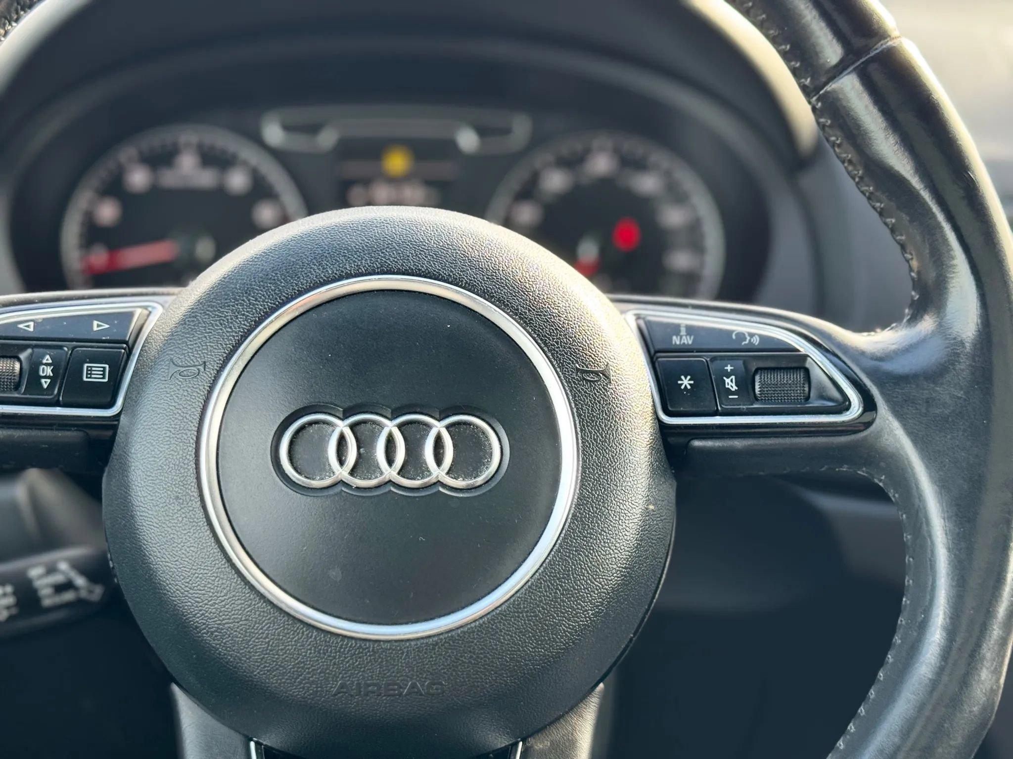 Used 2015 Audi Q3 2.0T Prestige w/ Prestige Package image 19