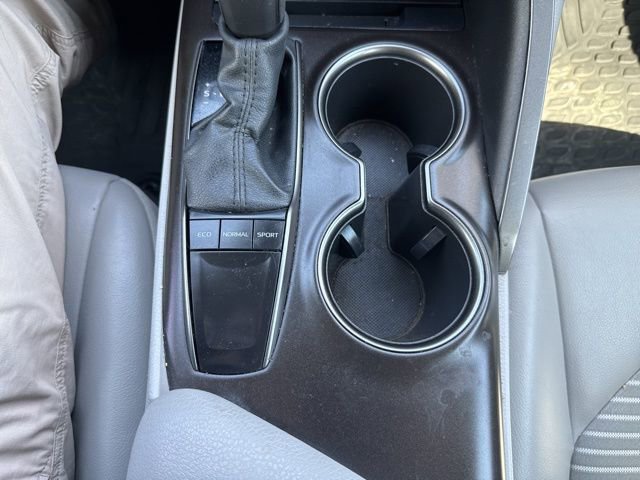 Used 2022 Toyota Camry SE image 22