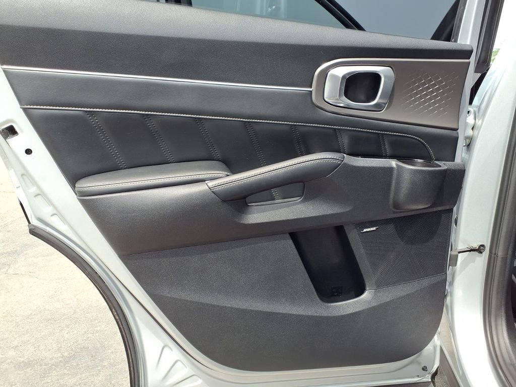 Used 2021 Kia Sorento SX image 23