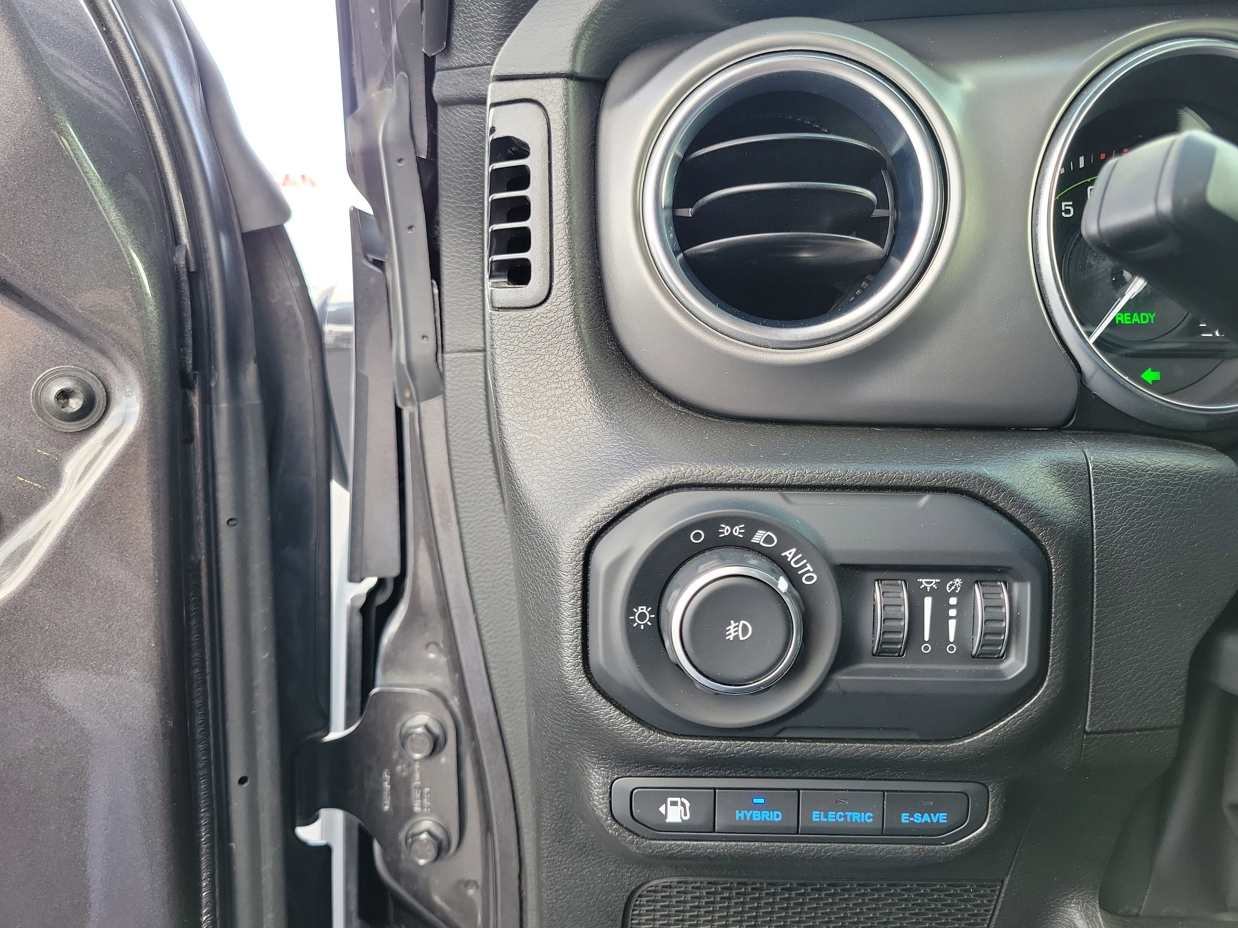 Used 2022 Jeep Wrangler Unlimited Rubicon image 20