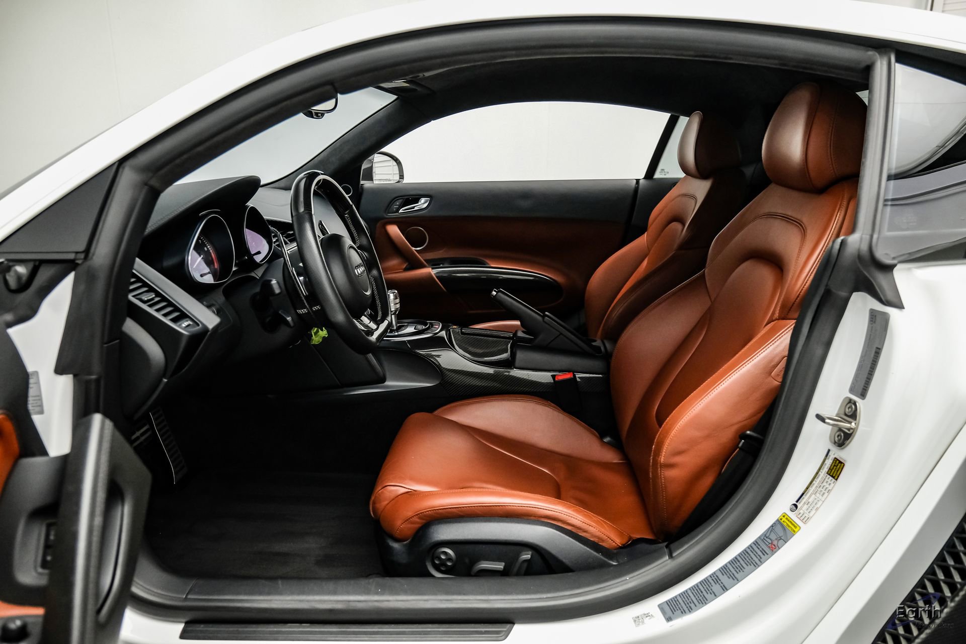 Used 2010 Audi R8 V10 image 44