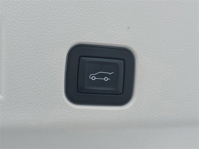 Certified 2025 Buick Enclave Avenir w/ Super Cruise Package image 9