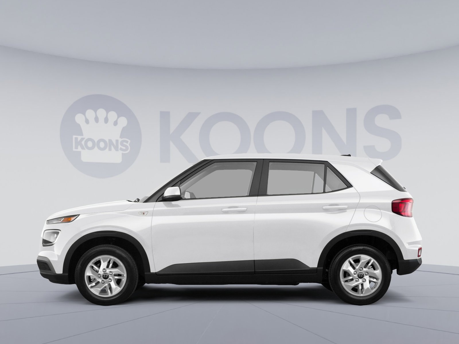 Used 2025 Hyundai Venue SEL FWD image 2